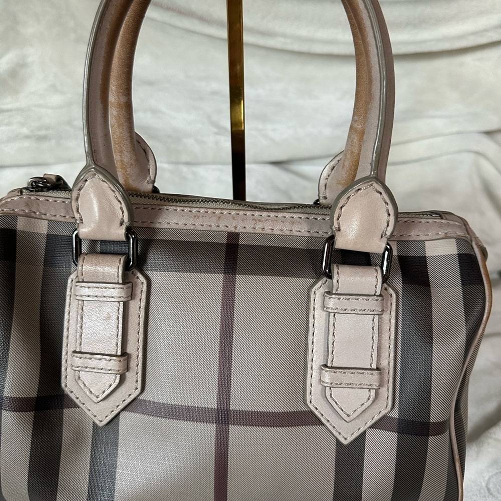 Smoked checked coated canvas Burberry authentic Small Chester check Boston bag. - Picture 2 of 16